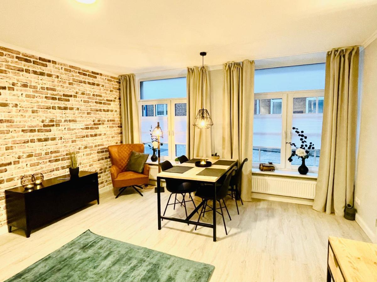 Schoene Ferienwohnungen Teilweise Mit Dachterrasse Im Herzen Von Итцехо Экстерьер фото